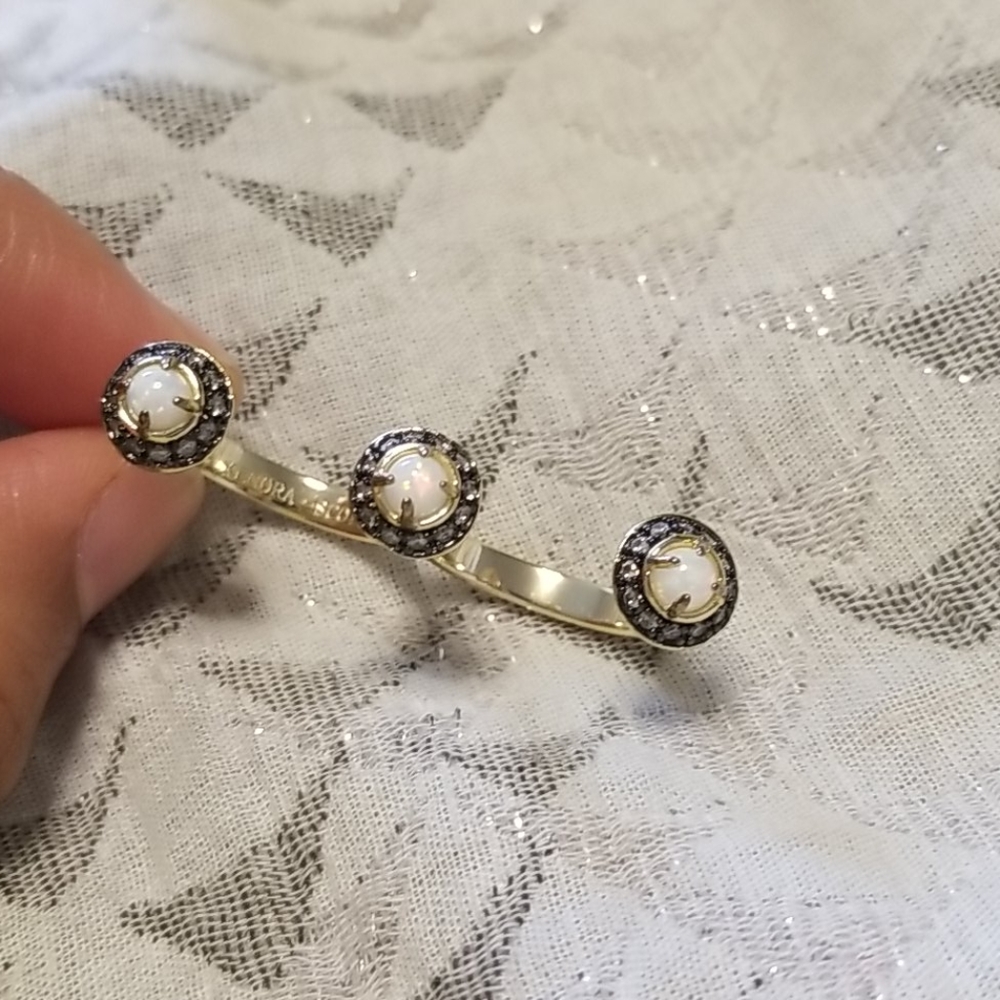Ke dra scott ring